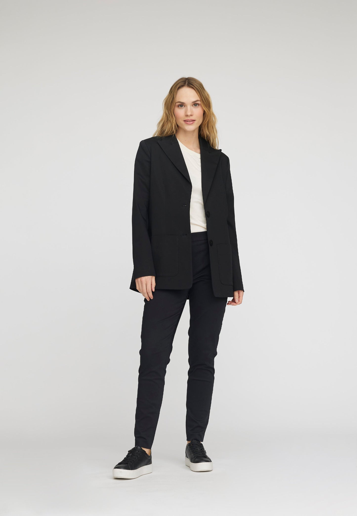 Britt Blazer 76cm - Black