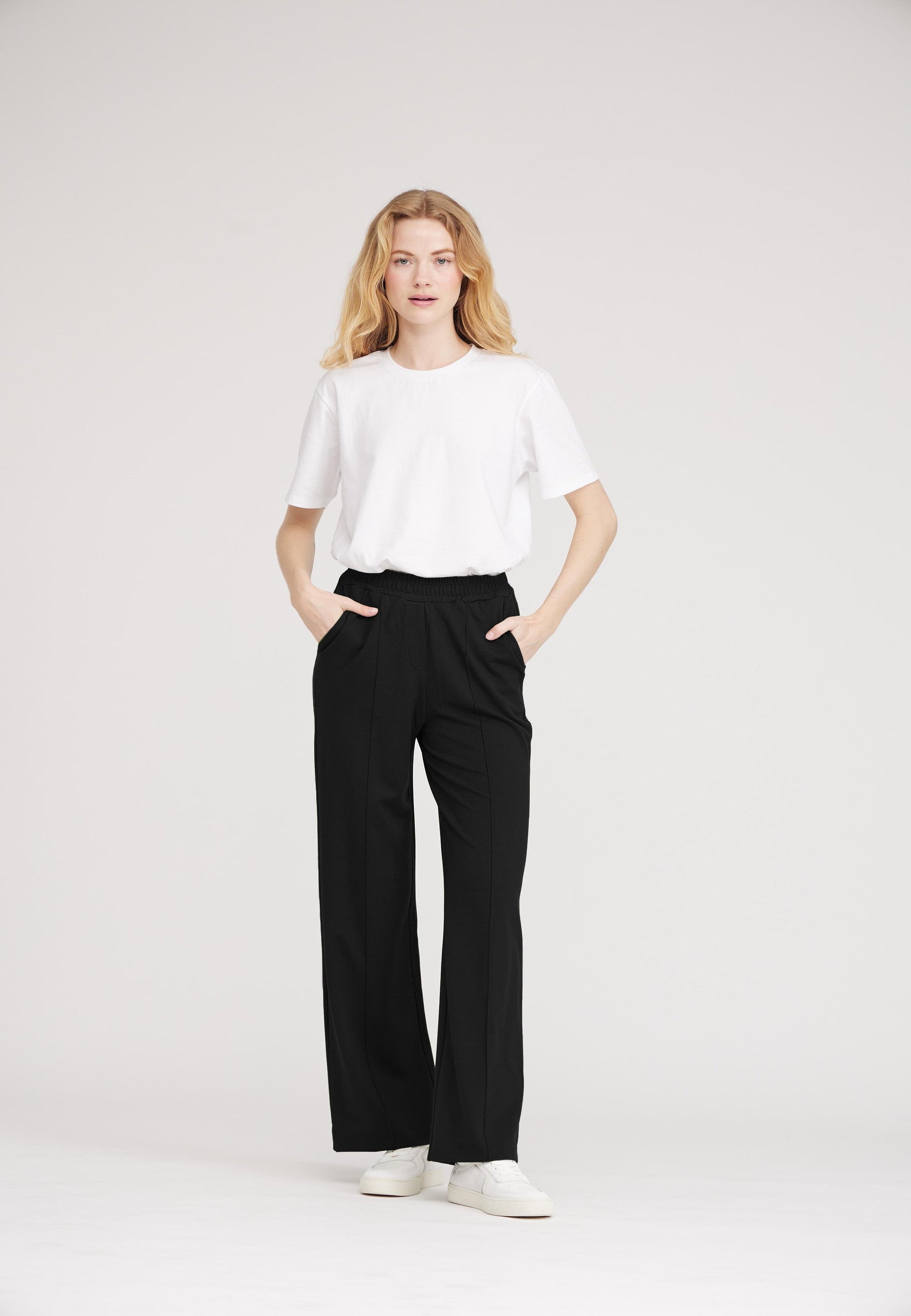 LAURIE  Daisy Straight - Medium Length Trousers STRAIGHT 99000 Black