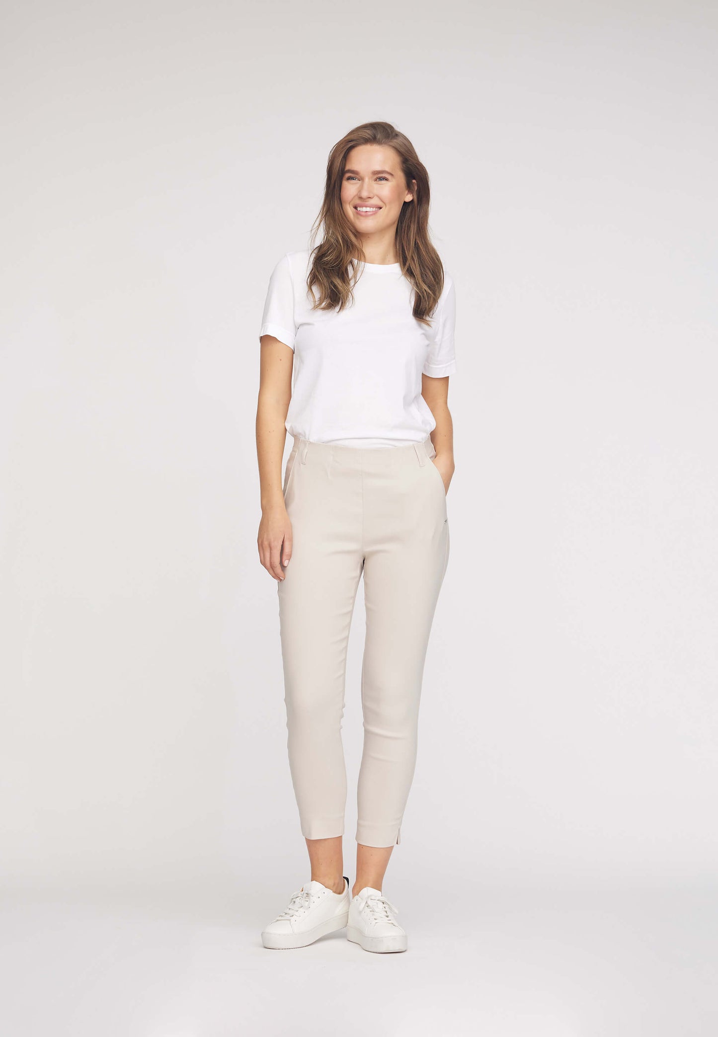 LAURIE  Elizabeth Slim Crop Trousers SLIM 25000 Grey Sand