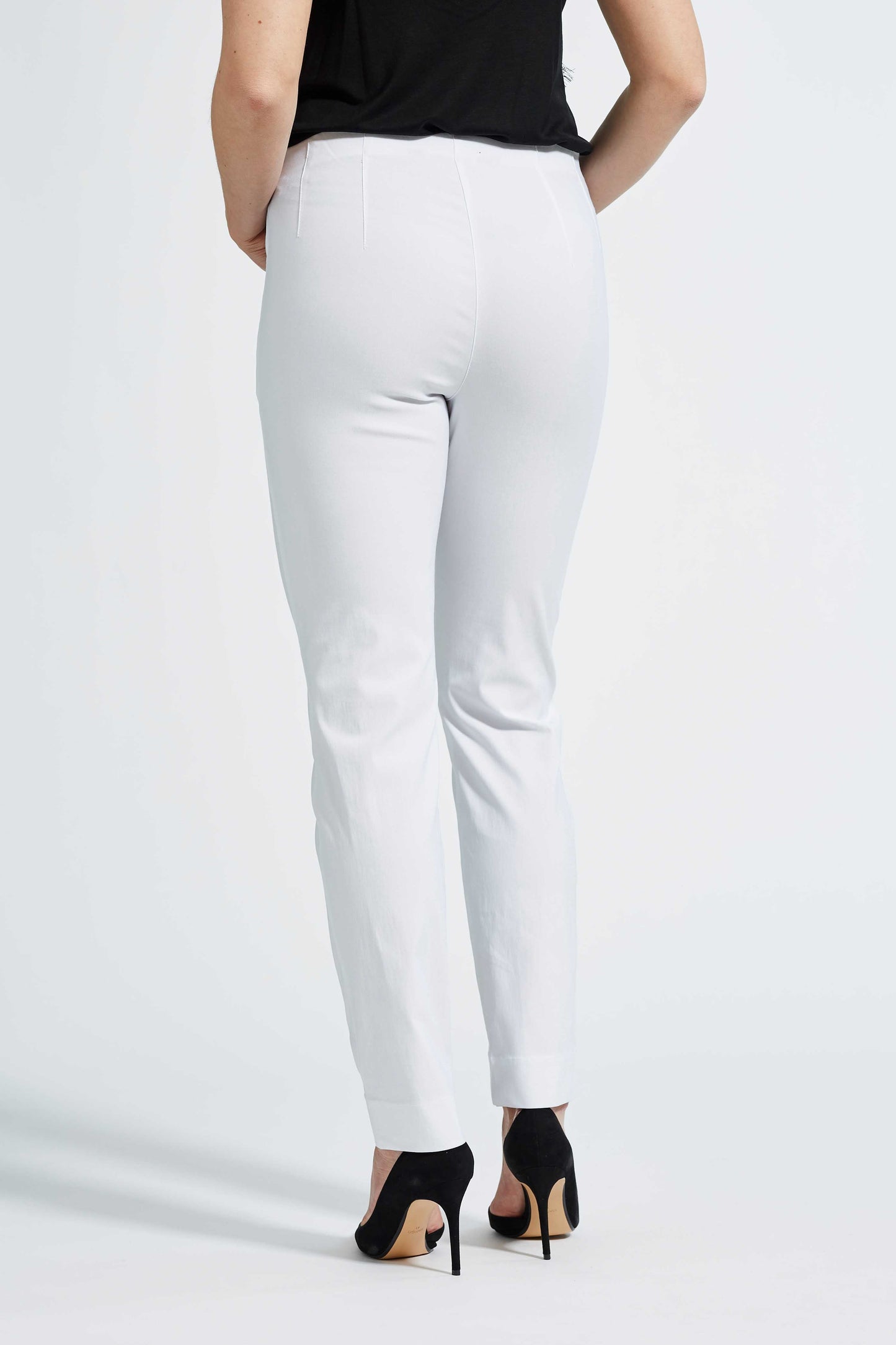 Kelly Regular - Medium Length - White