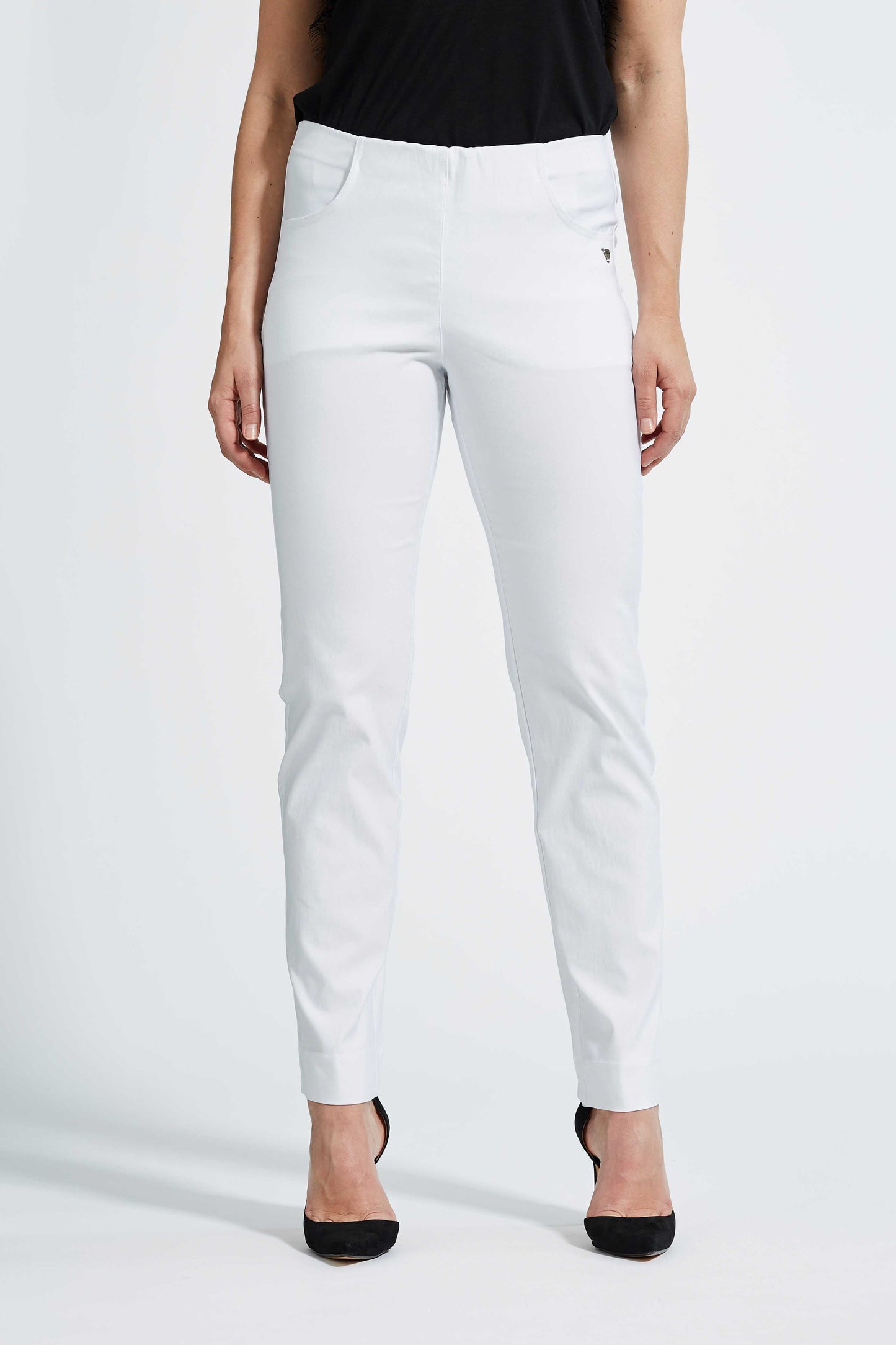 Kelly Regular - Medium Length - White