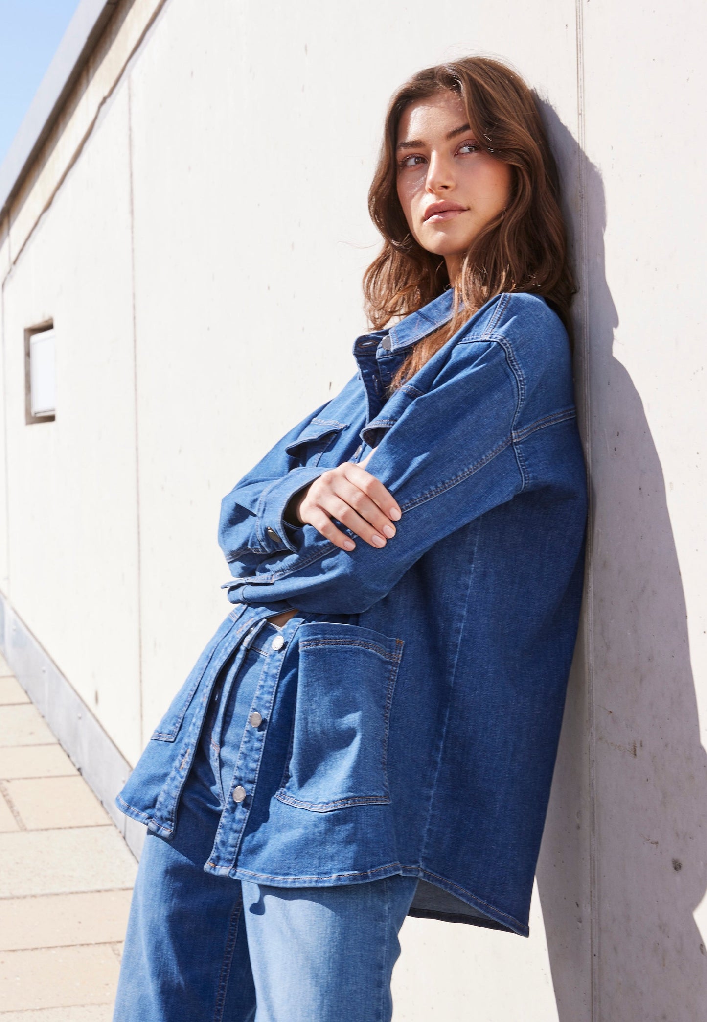 Mille Oversize Shirt Jacket - Long Sleeve - Washed Blue Denim